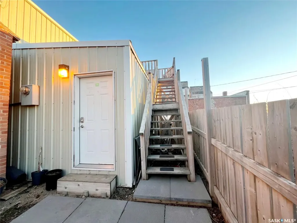40 Centre Street Fox Valley SK S0N 0V0