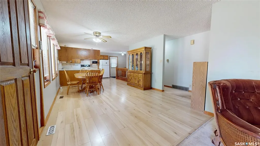 51 Harrigan Crescent Maple Creek SK S0N 1N0
