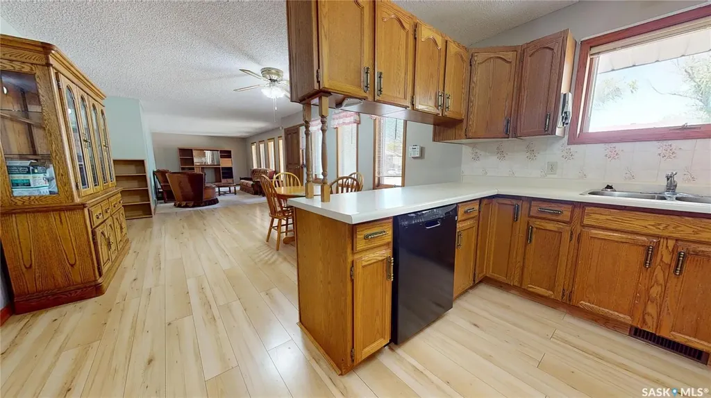 51 Harrigan Crescent Maple Creek SK S0N 1N0