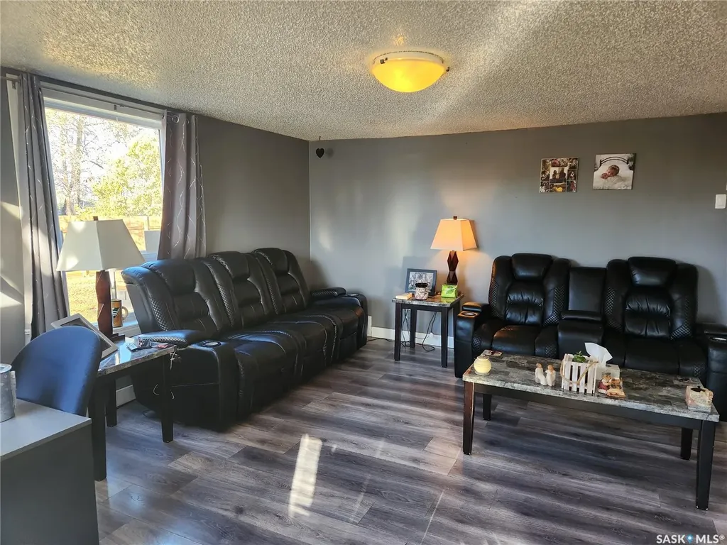 309 4th Street W Nipawin SK S0E 1E0