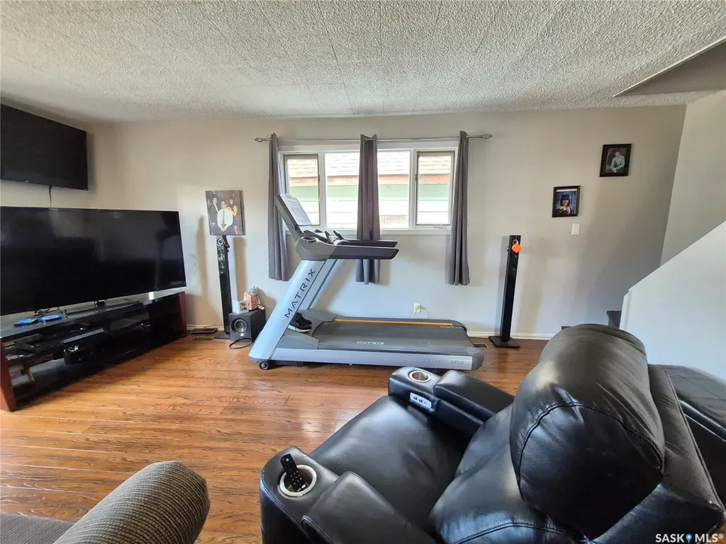 515 Beckwell Avenue Radville SK S0C 2G0