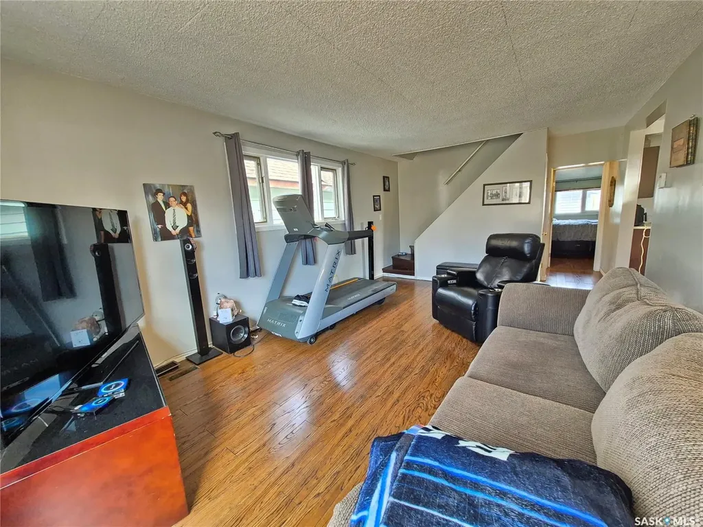 515 Beckwell Avenue Radville SK S0C 2G0