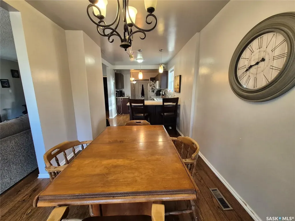 515 Beckwell Avenue Radville SK S0C 2G0