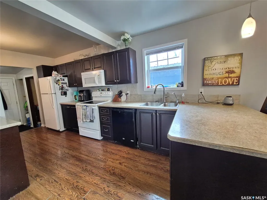 515 Beckwell Avenue Radville SK S0C 2G0