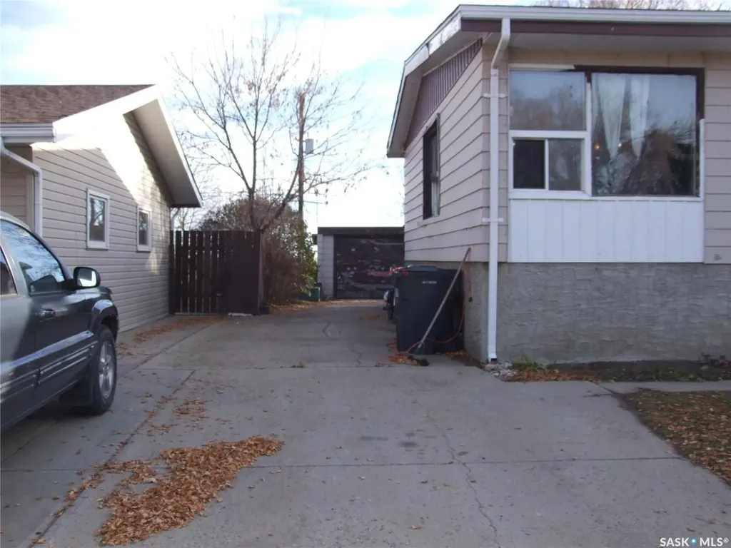 340 Eastview Street Burstall SK S0N 0H0