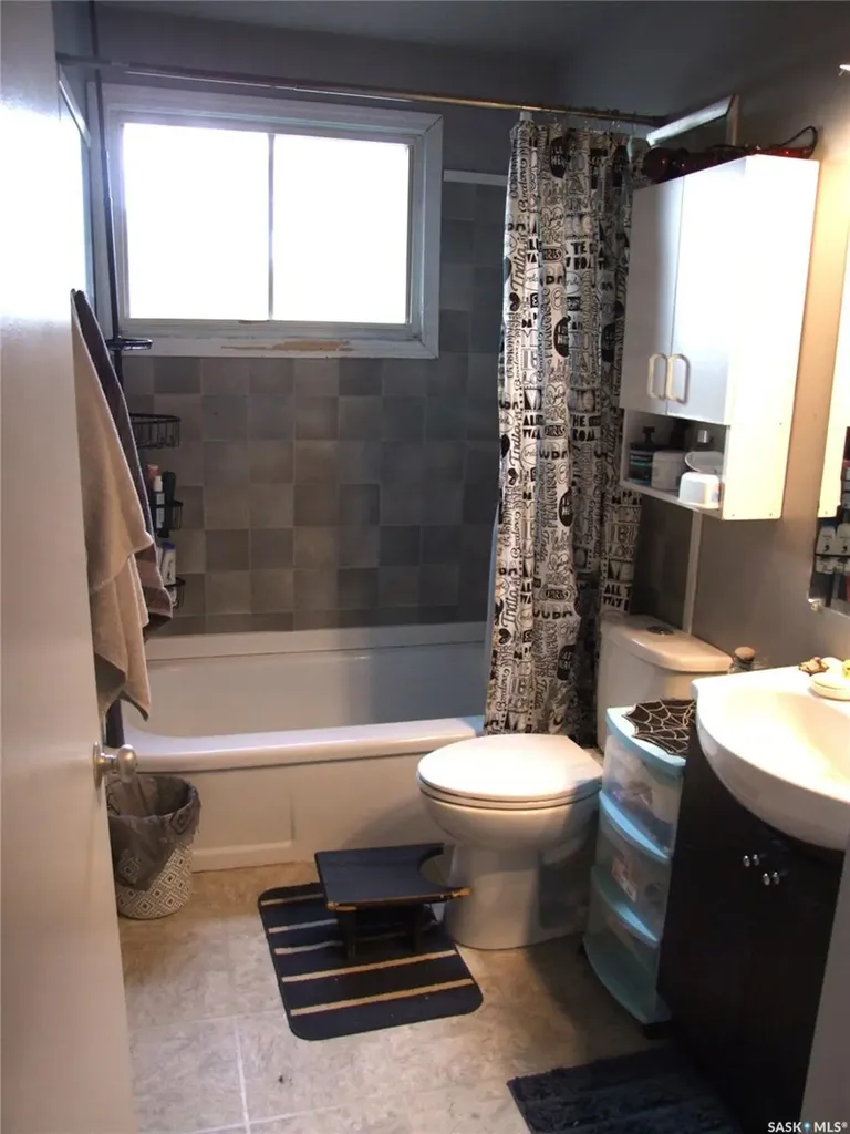 340 Eastview Street Burstall SK S0N 0H0