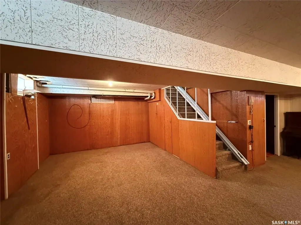 326 3rd Avenue SW Eston SK S0L 1A0