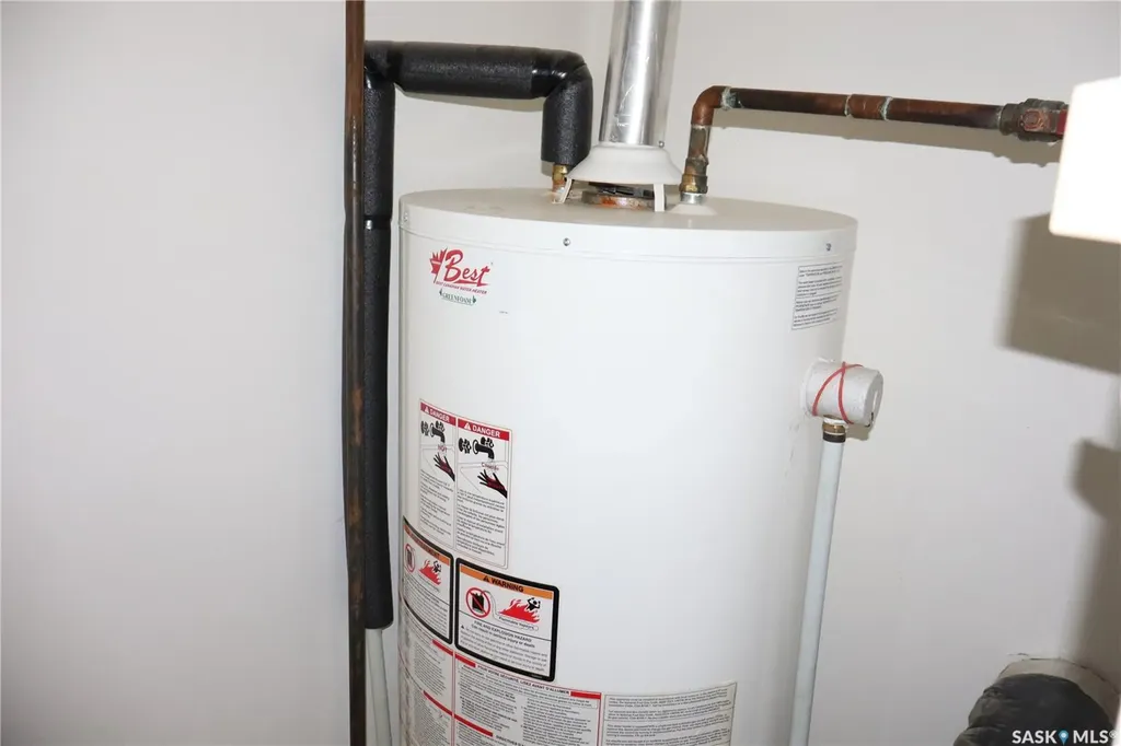 602 Centre Street Assiniboia SK S0H 0B0