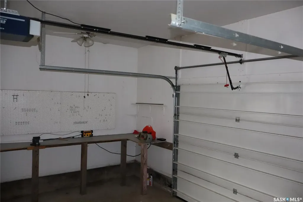 602 Centre Street Assiniboia SK S0H 0B0