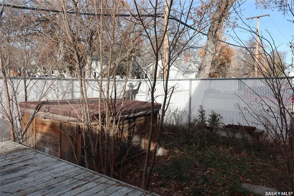 602 Centre Street Assiniboia SK S0H 0B0