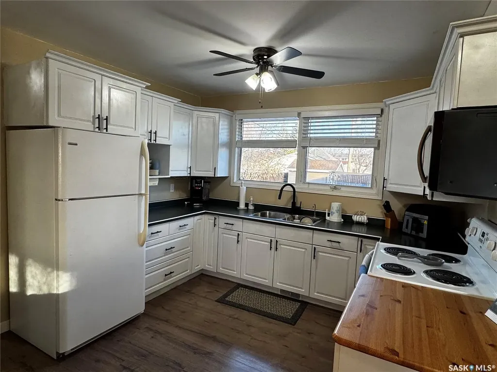 220 6th Street Humboldt SK S0K 2A0