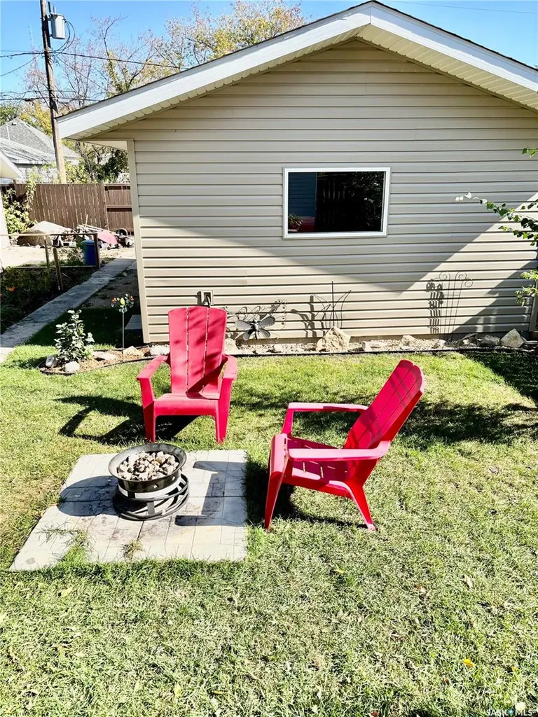 220 6th Street Humboldt SK S0K 2A0