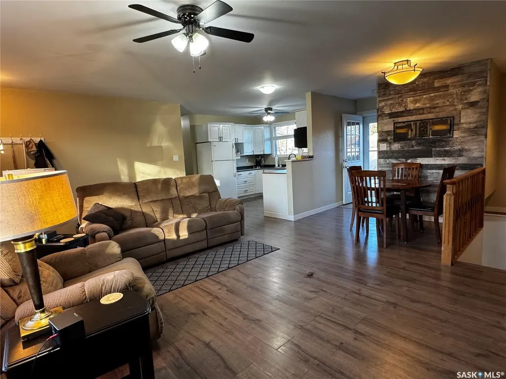 220 6th Street Humboldt SK S0K 2A0