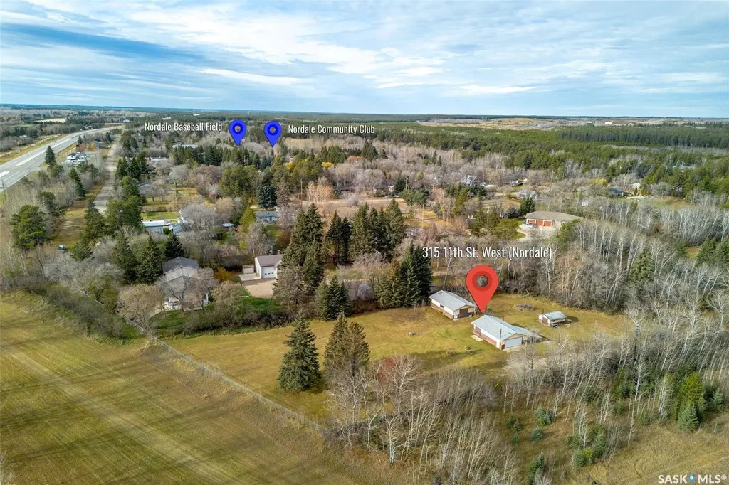 315 11th Street NW Prince Albert SK S6V 5R3