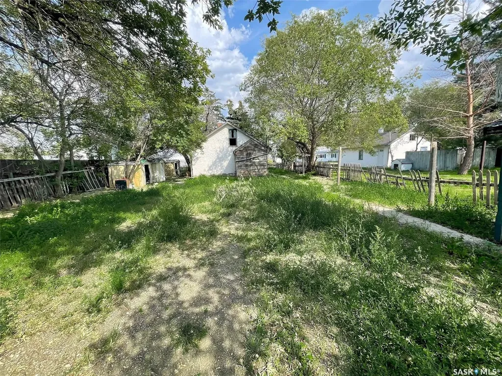 34 14th Avenue SE Swift Current SK S9H 3S2
