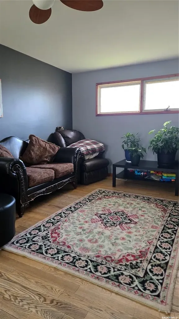 112 4th Street E Carnduff SK S0C 0S0