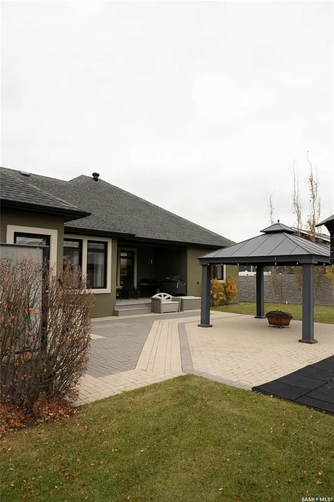 15 Broadway Street S Redvers SK S0C 2H0