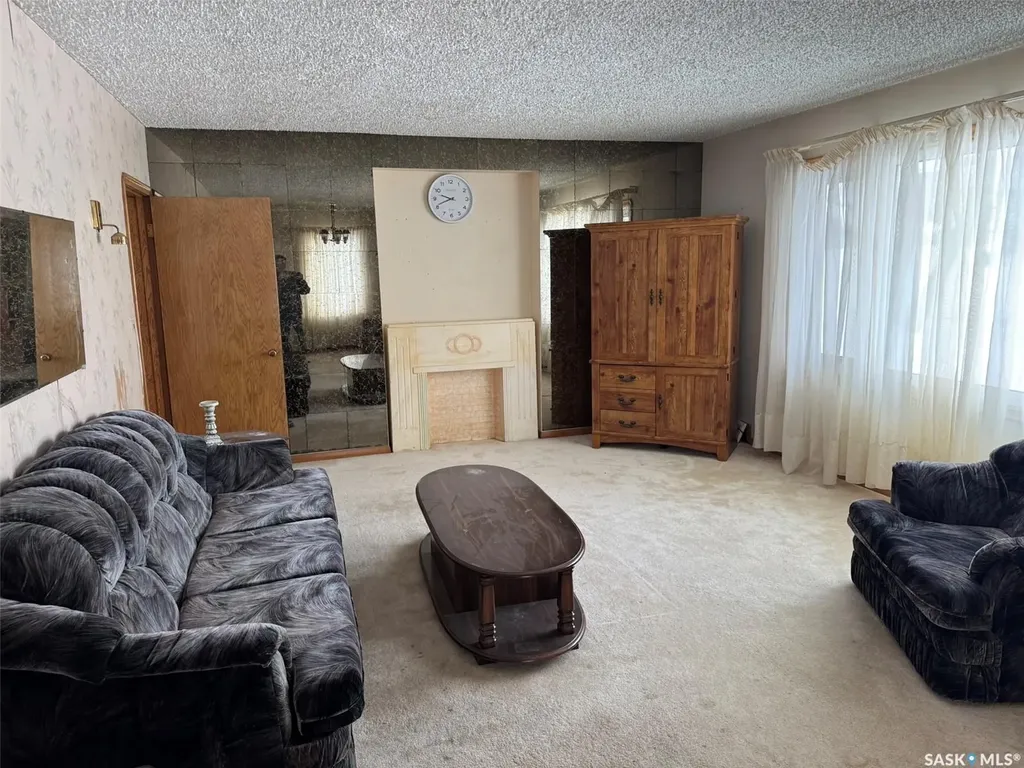 112 2nd Avenue W Kelvington SK S0A 1W0