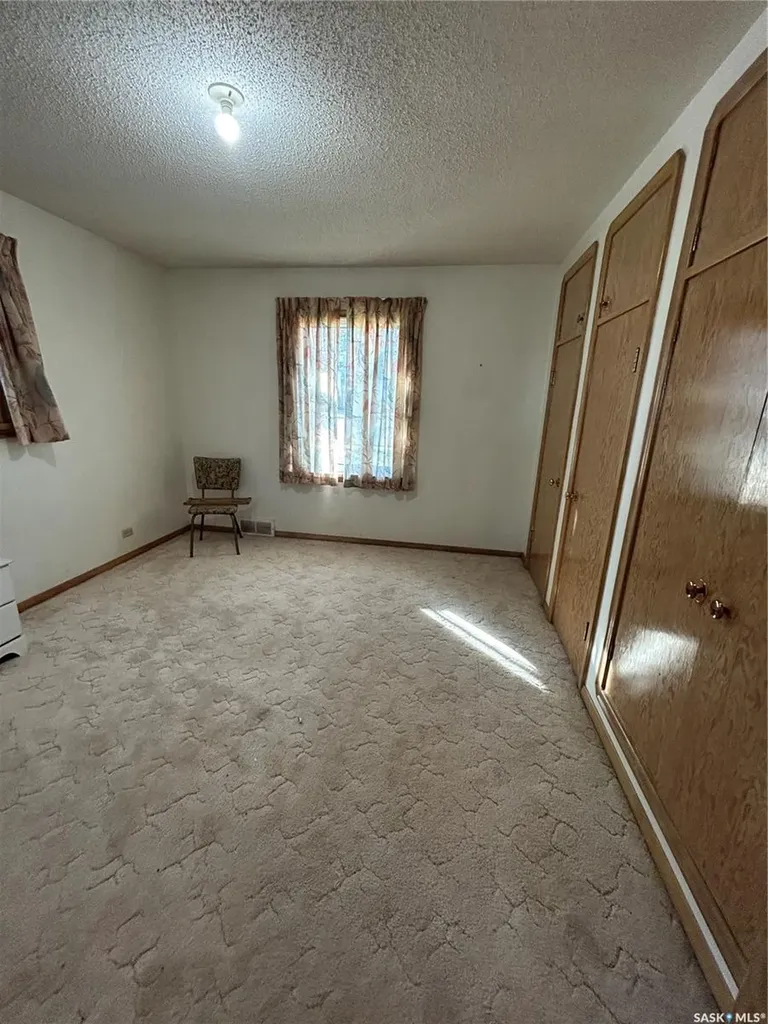 112 2nd Avenue W Kelvington SK S0A 1W0