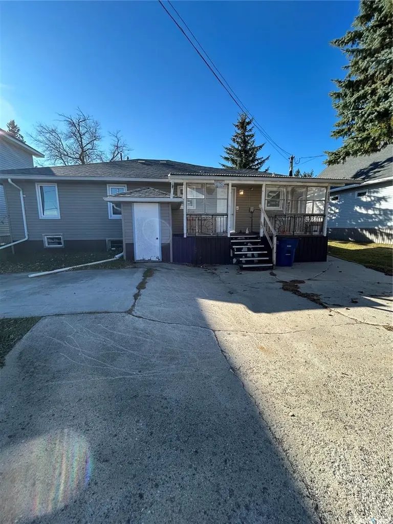 112 2nd Avenue W Kelvington SK S0A 1W0