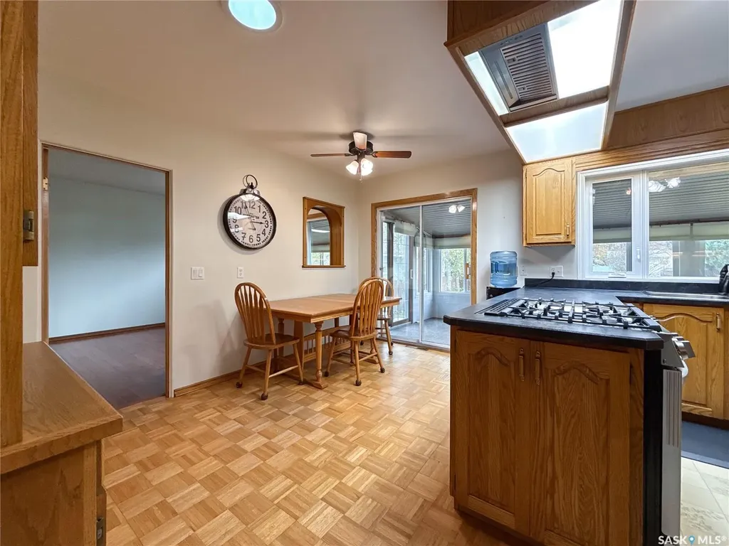 220 1st Street W Ponteix SK S0N 1Z0