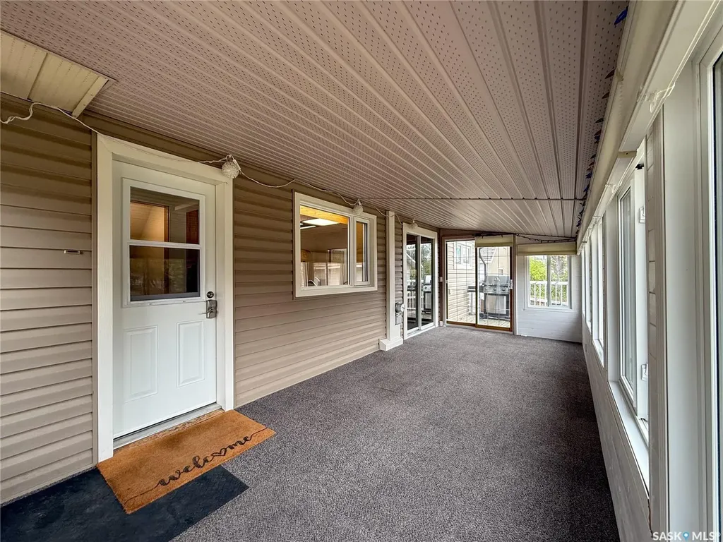 220 1st Street W Ponteix SK S0N 1Z0