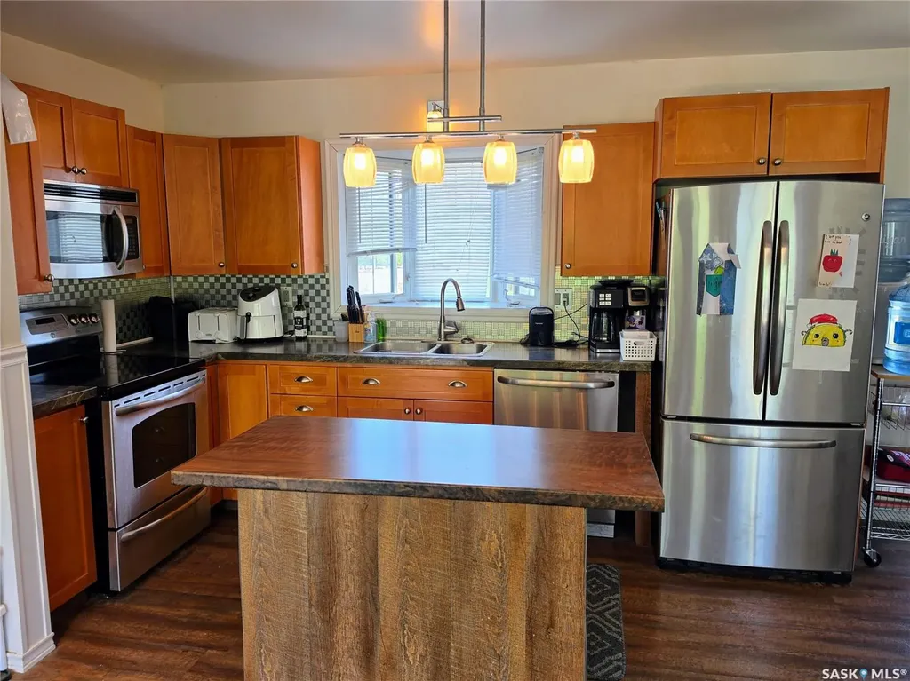 38 Lucien Lakeshore Drive Three Lakes Rm No. 400 SK S0K 2X0