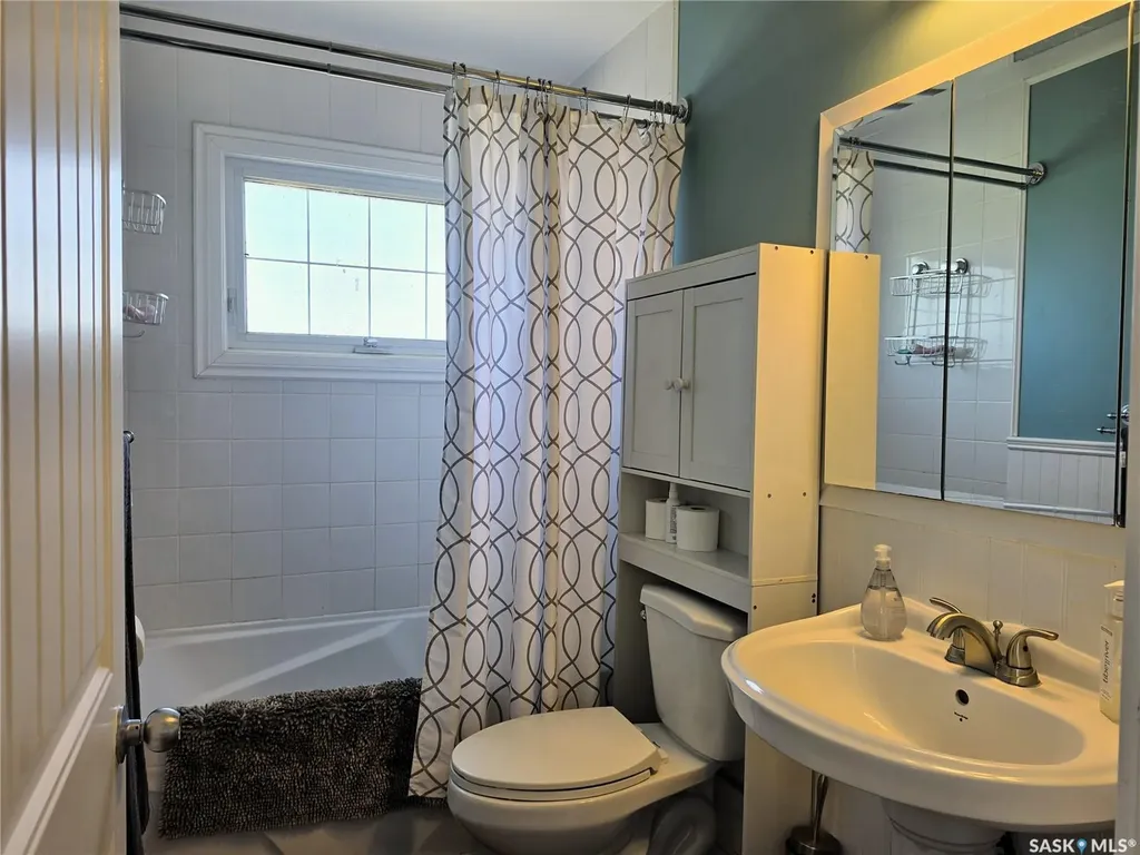 38 Lucien Lakeshore Drive Three Lakes Rm No. 400 SK S0K 2X0
