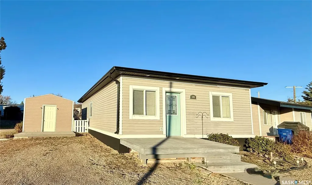 106 7th Street W Kindersley SK S0L 1S0