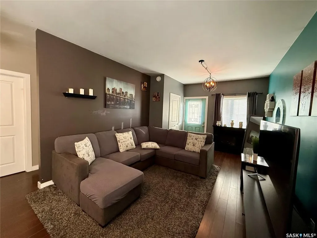 106 7th Street W Kindersley SK S0L 1S0