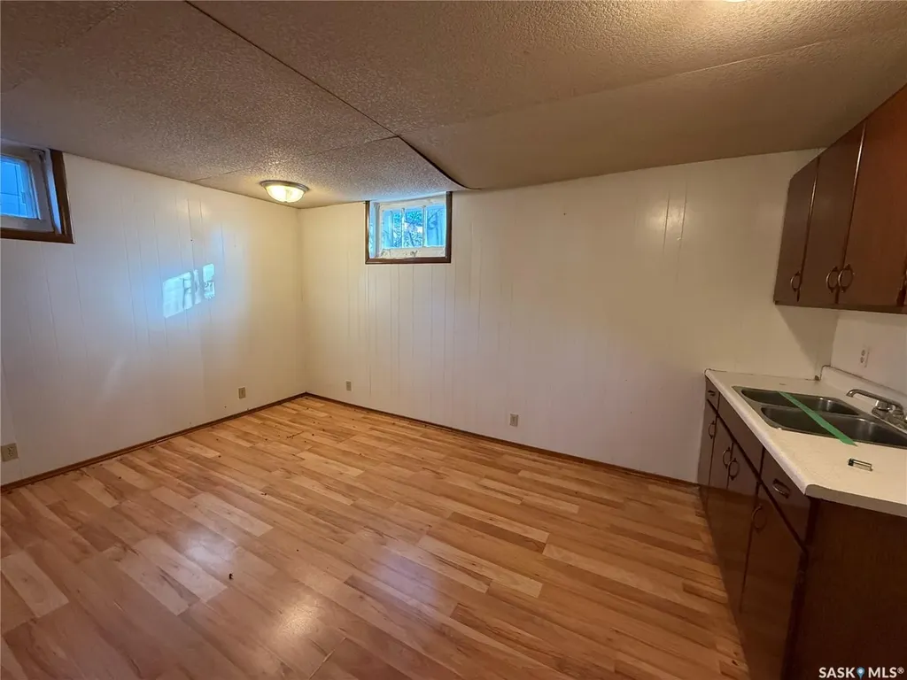 211 Little Flower Avenue Rosetown SK S0L 2V0