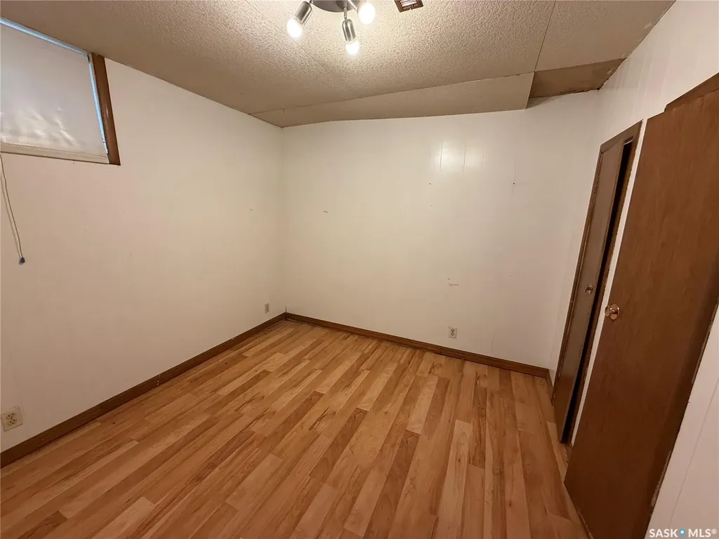 211 Little Flower Avenue Rosetown SK S0L 2V0
