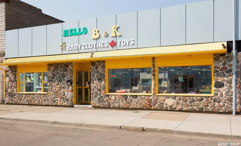 434 Athabasca Street E Moose Jaw SK S6H 0L8