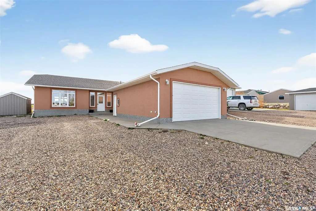 8 Sunrise Boulevard Craik Rm No. 222 SK S0G 0V0