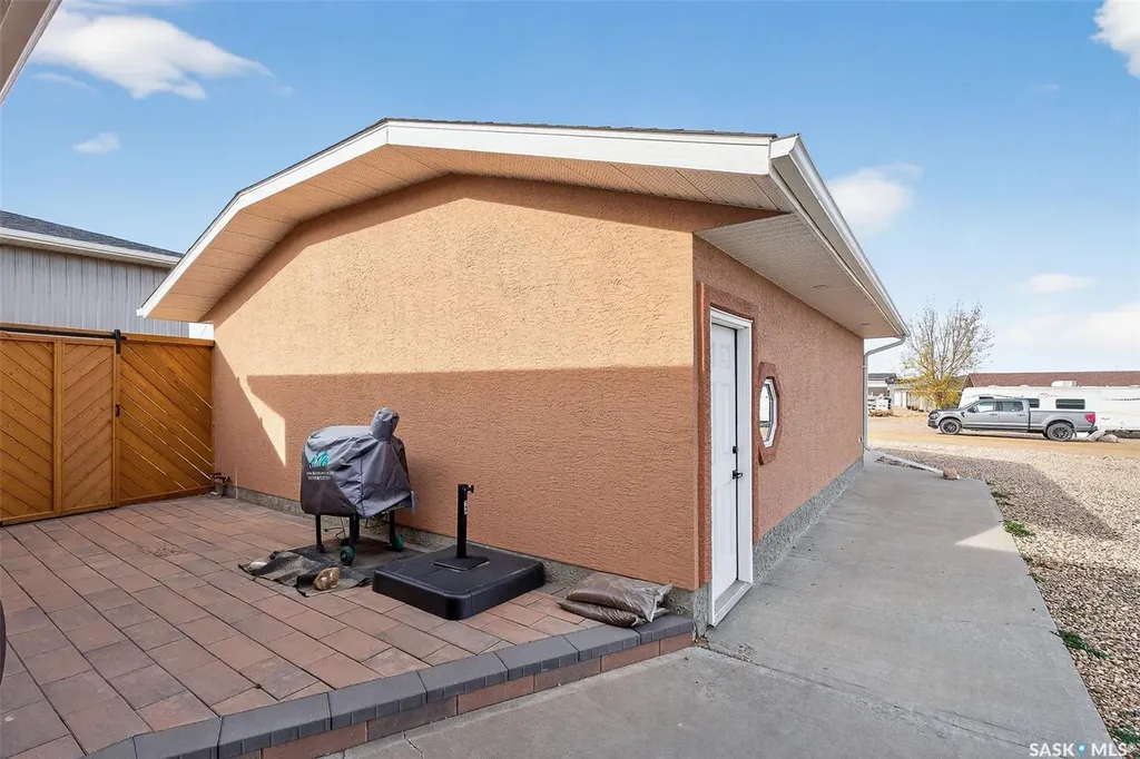 8 Sunrise Boulevard Craik Rm No. 222 SK S0G 0V0