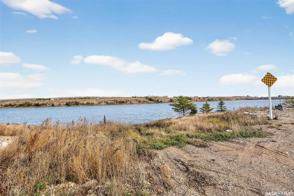 8 Sunrise Boulevard Craik Rm No. 222 SK S0G 0V0