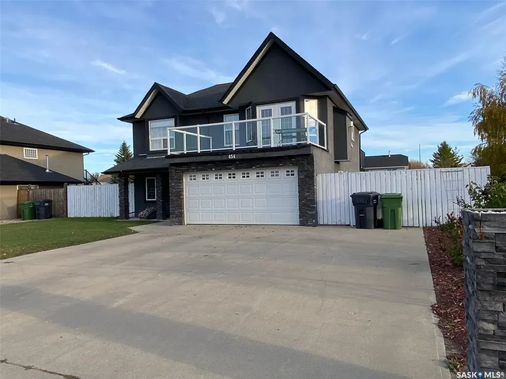 454 Darlington Street E Yorkton SK S3N 4A1
