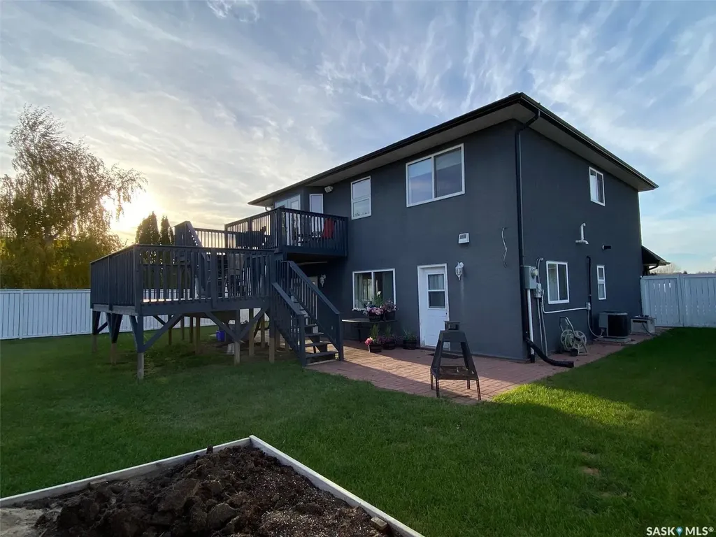 454 Darlington Street E Yorkton SK S3N 4A1