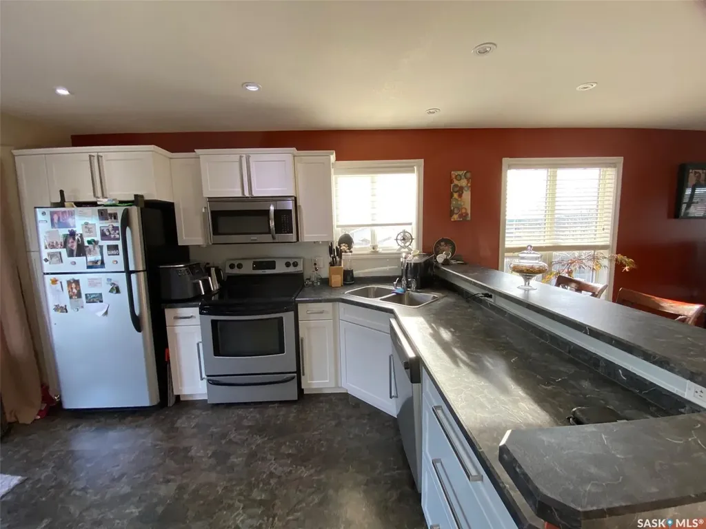 454 Darlington Street E Yorkton SK S3N 4A1