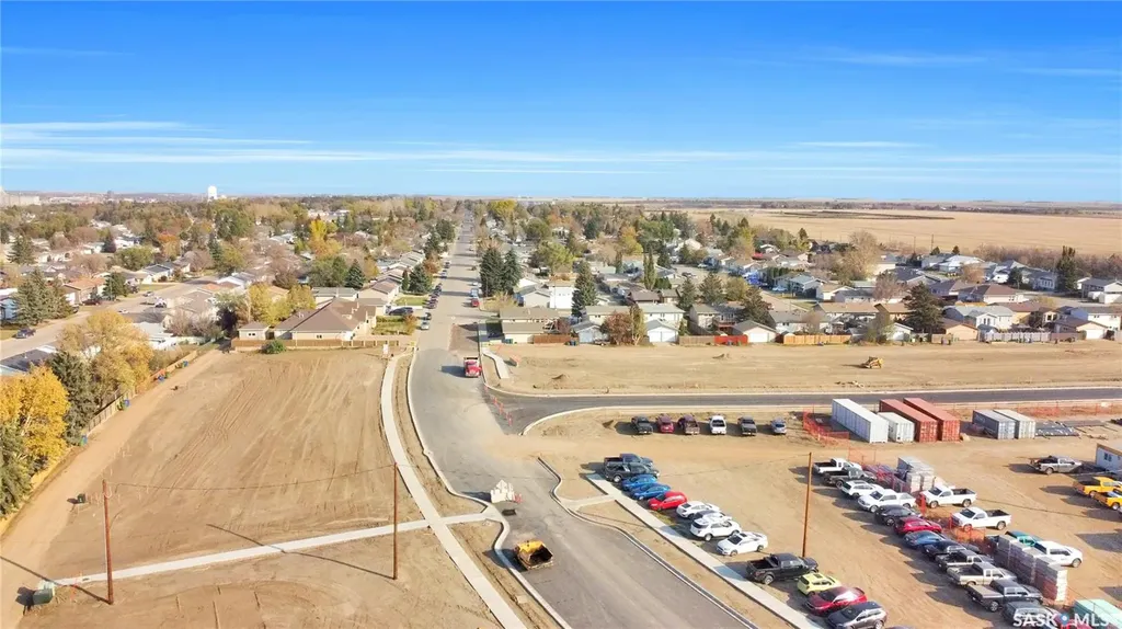 136 Wellington Drive Moose Jaw SK S6K 1C5