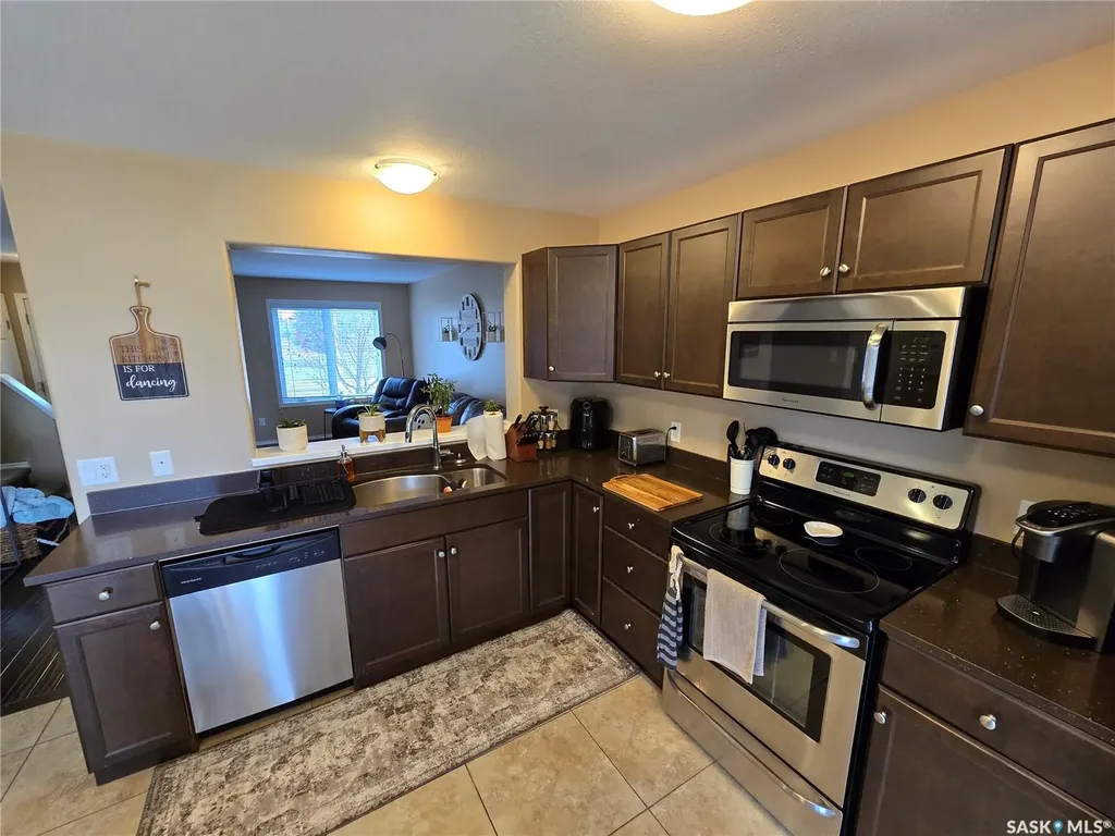 815 5th Street NE Weyburn SK S4H 2K9