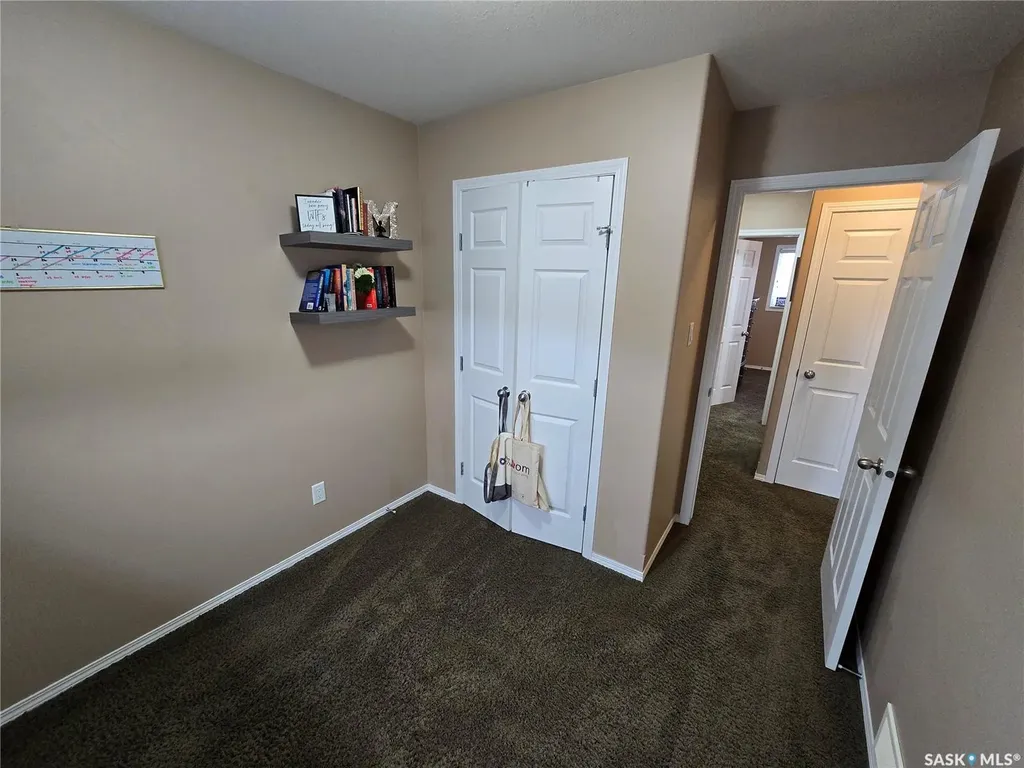 815 5th Street NE Weyburn SK S4H 2K9