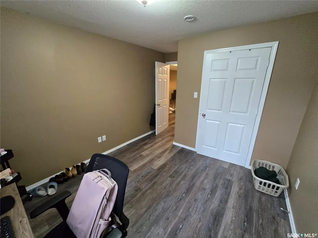 815 5th Street NE Weyburn SK S4H 2K9
