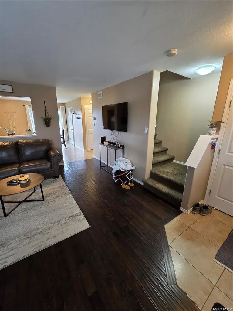 815 5th Street NE Weyburn SK S4H 2K9