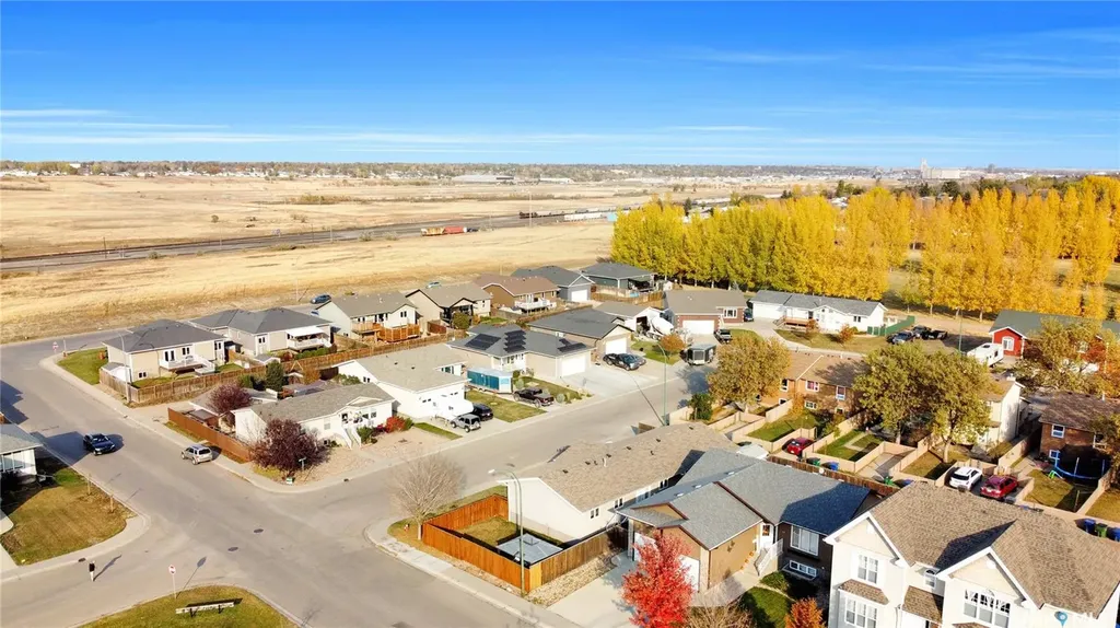76 Fairmont Road Moose Jaw SK S6K 1C2