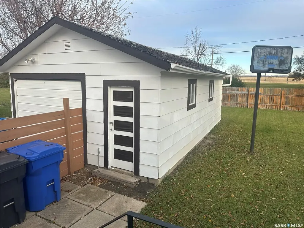 220 Avenue Road Kamsack SK S0A 1S0