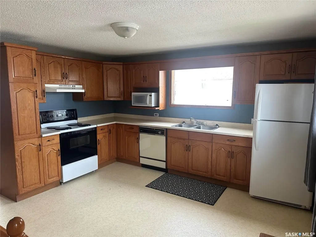 220 Avenue Road Kamsack SK S0A 1S0