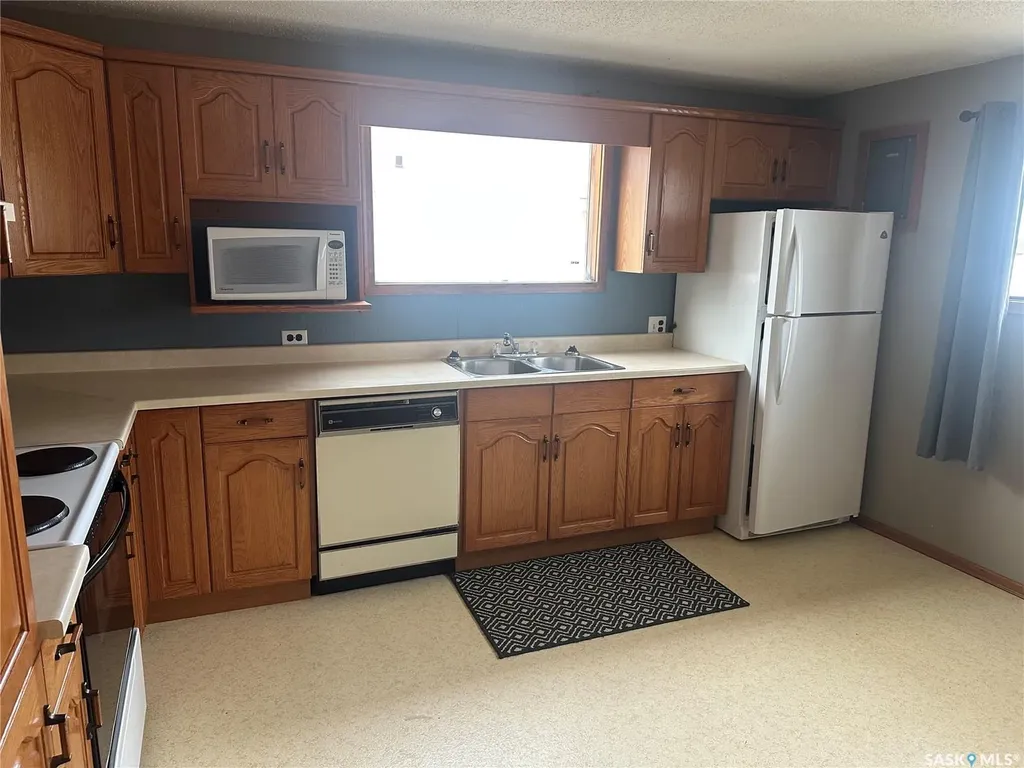 220 Avenue Road Kamsack SK S0A 1S0