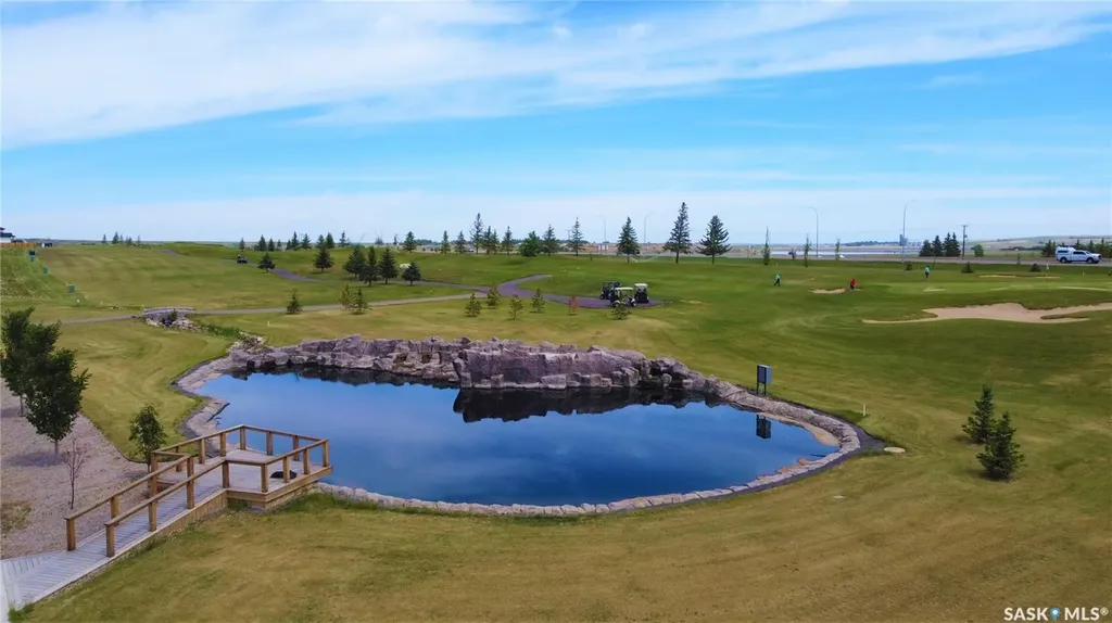 172 & 176 Cypress Point Swift Current SK S9H 5S8