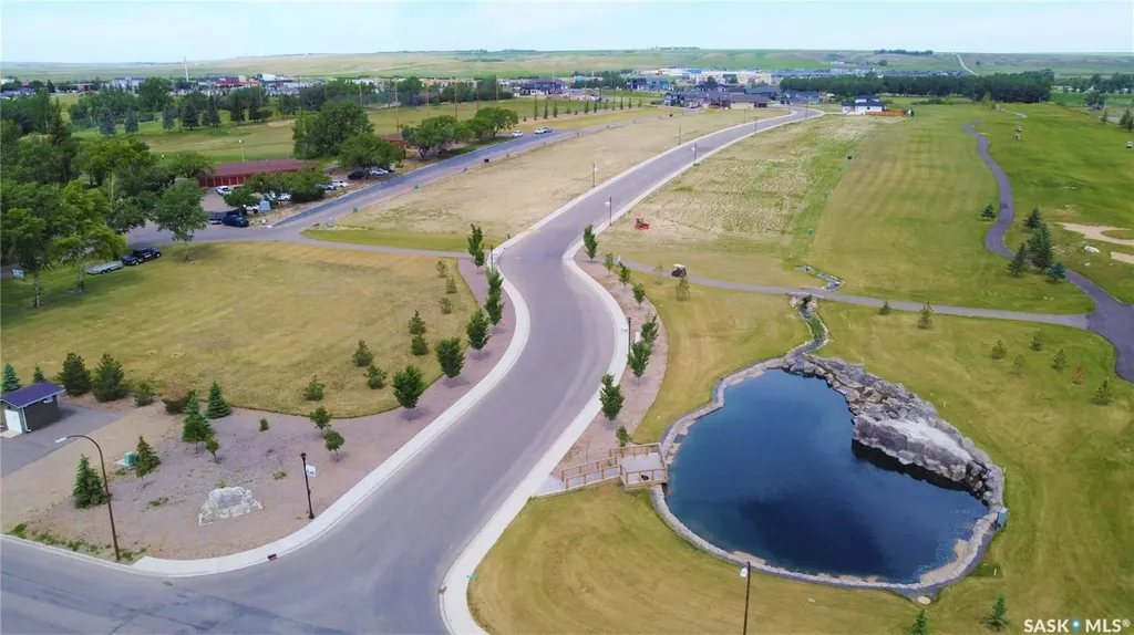 172 & 176 Cypress Point Swift Current SK S9H 5S8
